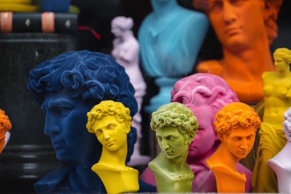 David colorful figurines